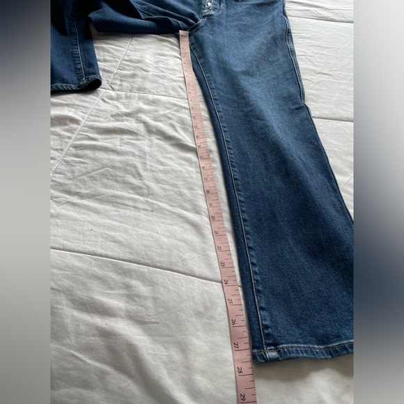 Good American Good Curve Straight Leg Blue Jeans 8/29 Button Fly Capsule Classic - Picture 10 of 10